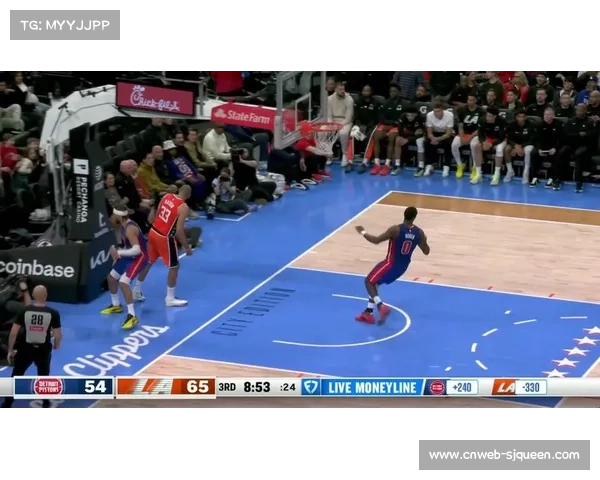 活塞主场逆转快船，坎宁安回归激活团队进攻